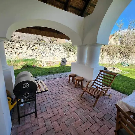 A Nyugalom Haza فيلة *