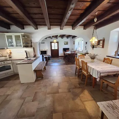 A Nyugalom Haza فيلة سزينبيكالا